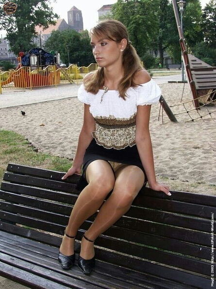 NylonWorld - 1- 00000245.jpg